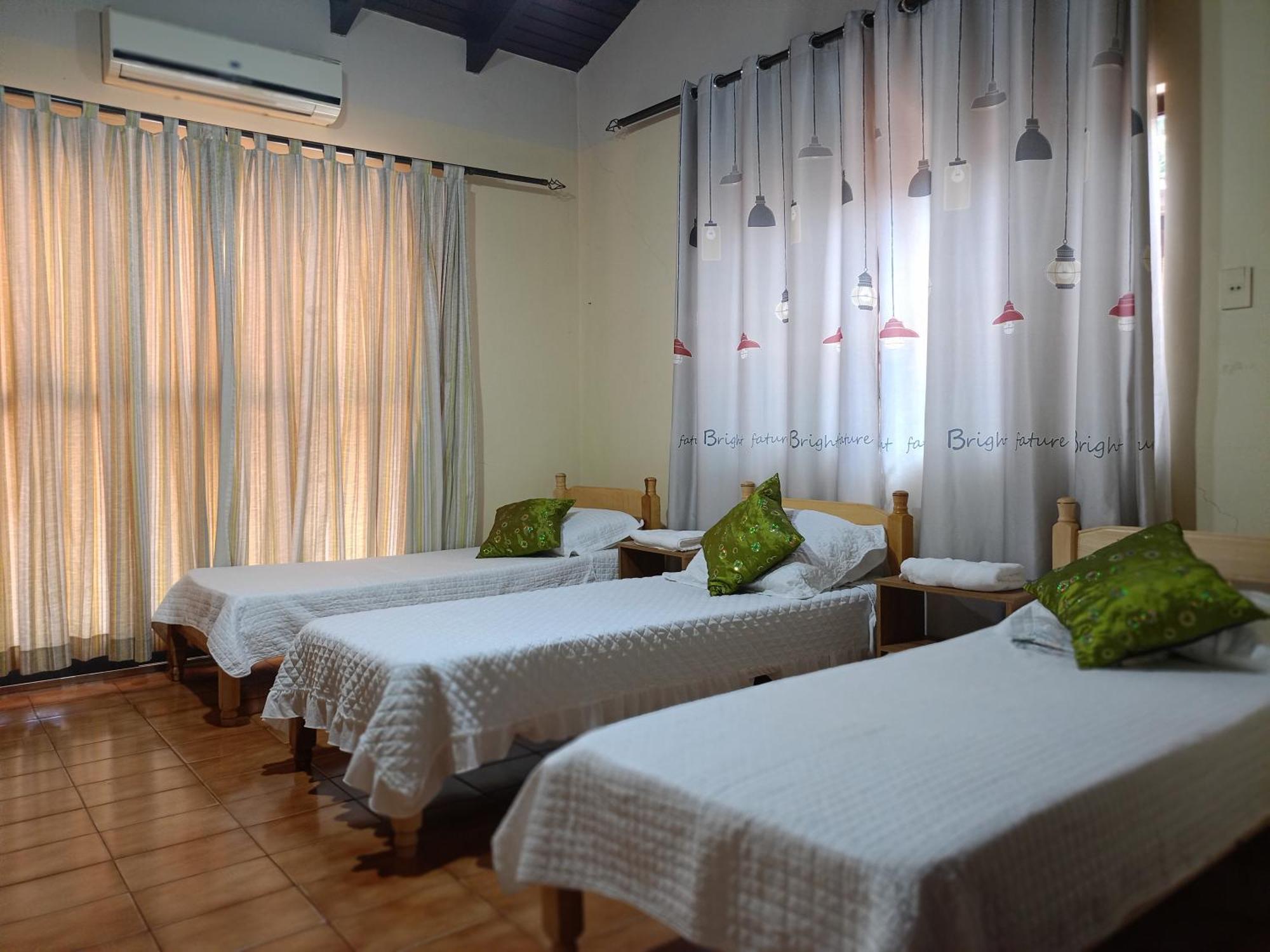 Residencia-Univ Daire Ciudad del Este Dış mekan fotoğraf