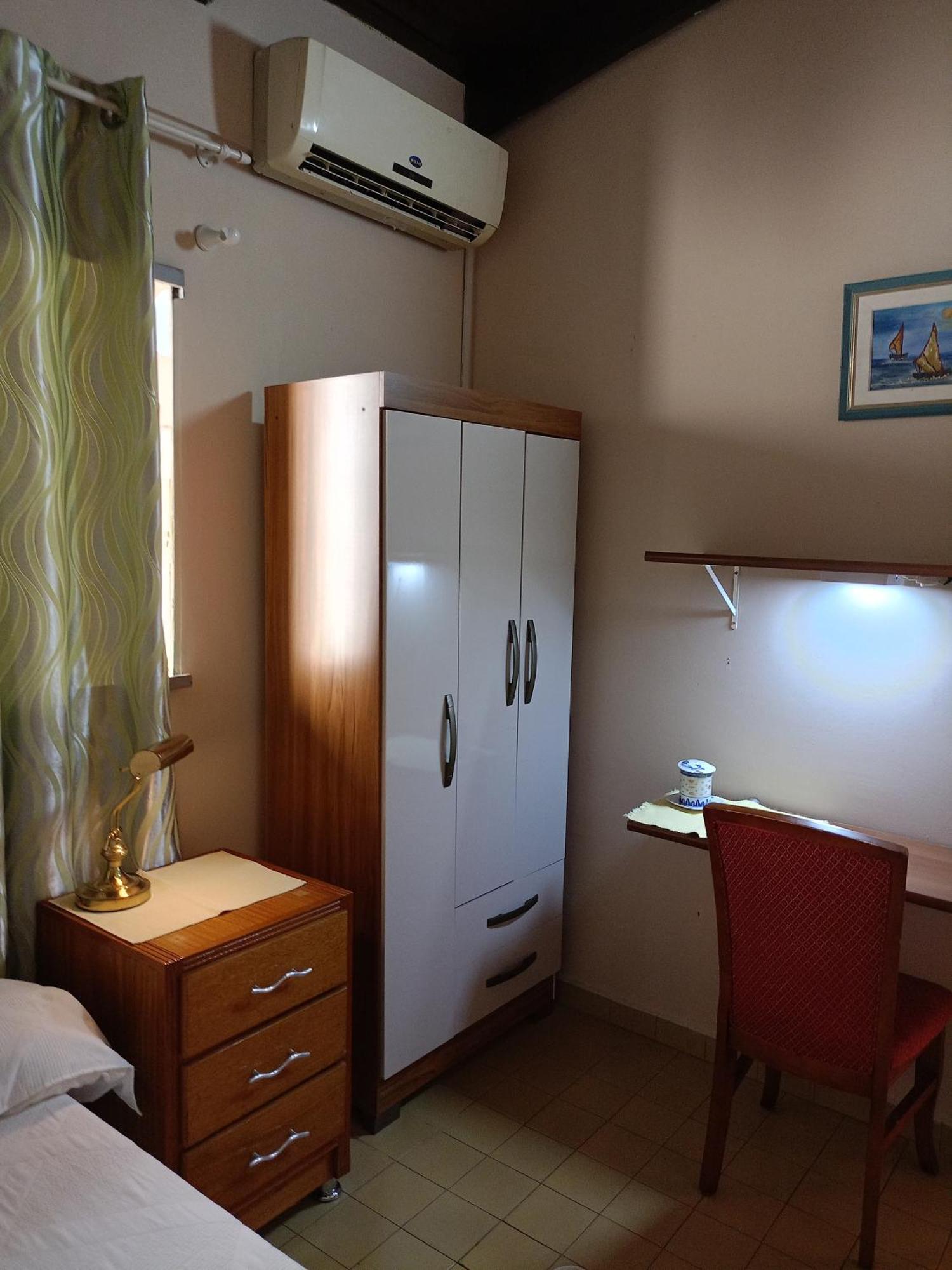 Residencia-Univ Daire Ciudad del Este Dış mekan fotoğraf